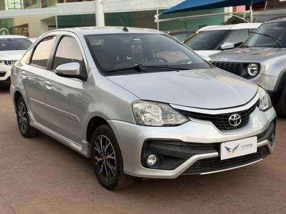 TOYOTA ETIOS 1.5 PLATINUM 16V FLEX 4P AUTOMÁTICO TOYOTA ETIOS 1.5 PLATINUM 16V FLEX 4P AUTOMÁTICO
